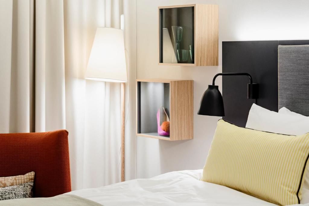 Отель Hotel Indigo Helsinki-Boulevard Хельсинки